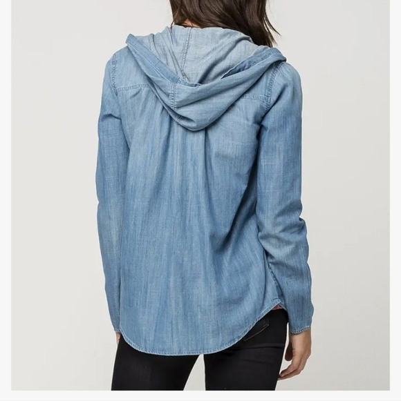 Volcom Light Blue Button Down Shirt with Hood - Picture 8 of 8